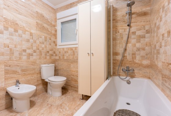 Reventa - Villa - Torrevieja - Los Balcones
