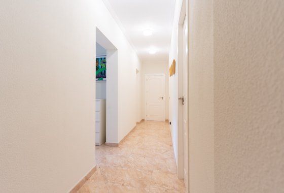 Reventa - Villa - Torrevieja - Los Balcones