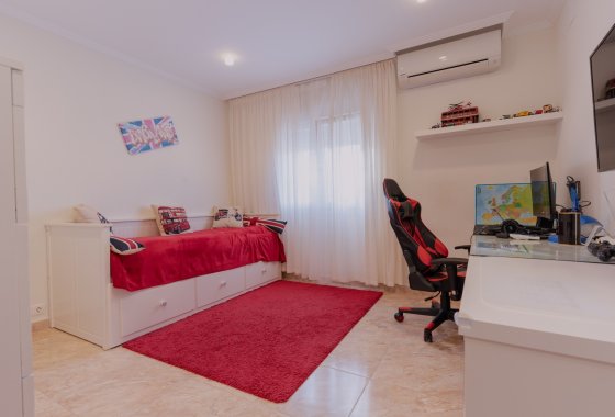 Reventa - Villa - Torrevieja - Los Balcones