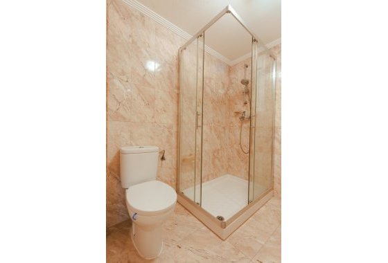 Reventa - Villa - Torrevieja - Los Balcones