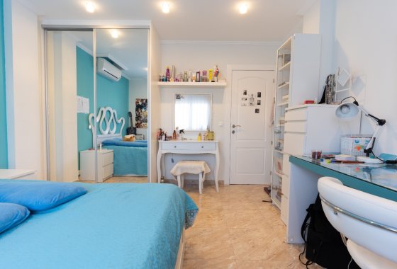 Reventa - Villa - Torrevieja - Los Balcones