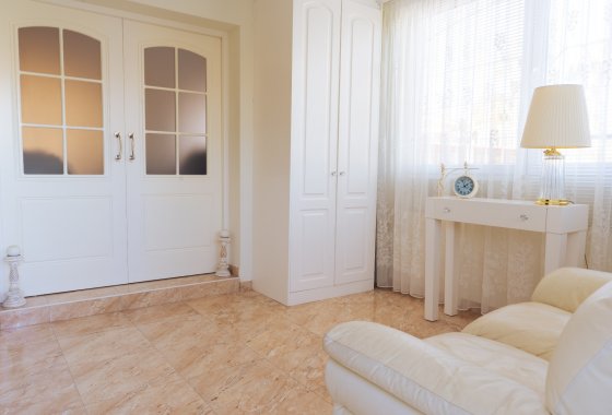 Reventa - Villa - Torrevieja - Los Balcones