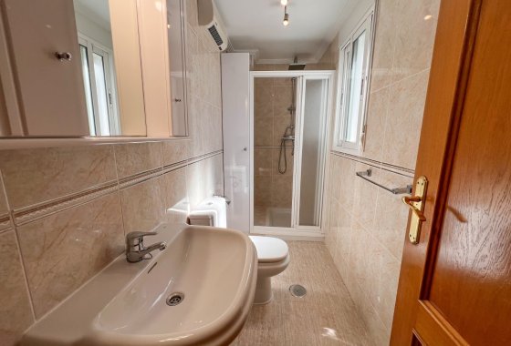 Resale - Apartment / flat - Torrevieja