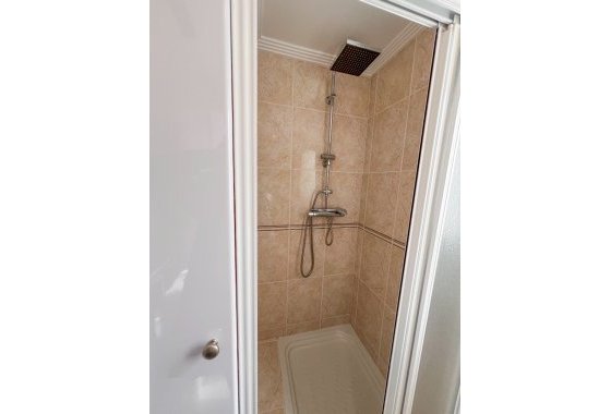 Resale - Apartment / flat - Torrevieja