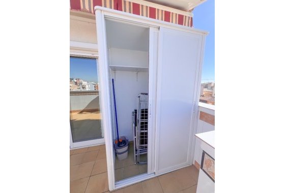 Resale - Apartment / flat - Torrevieja