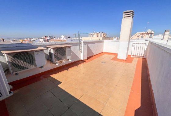 Resale - Apartment / flat - Torrevieja