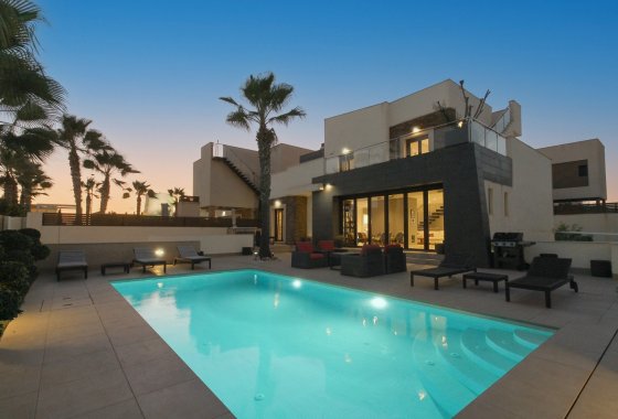 Reventa - Villa - Torrevieja - Aguas Nuevas