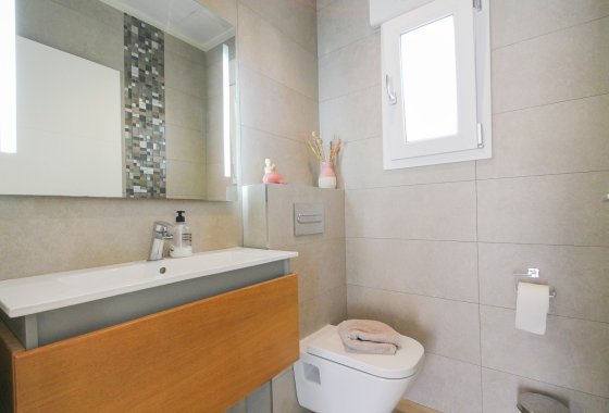 Reventa - Villa - Torrevieja - Aguas Nuevas
