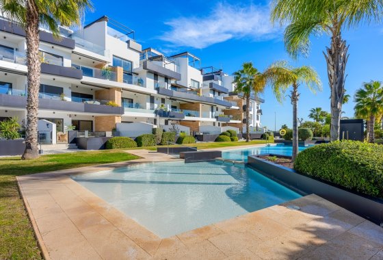 Resale - Apartment / flat - Villamartín