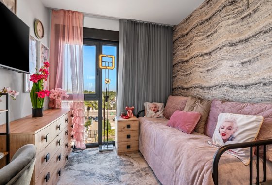 Resale - Apartment / flat - Villamartín