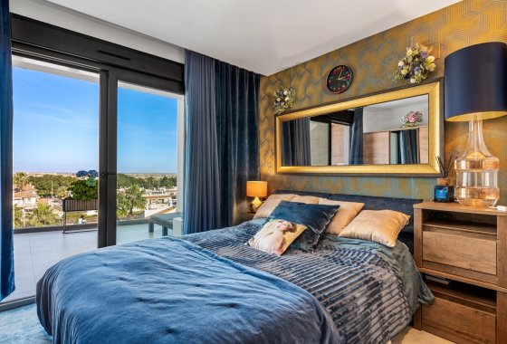 Resale - Apartment / flat - Villamartín