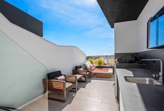Resale - Apartment / flat - Villamartín