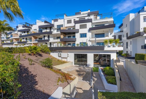 Resale - Apartment / flat - Villamartín