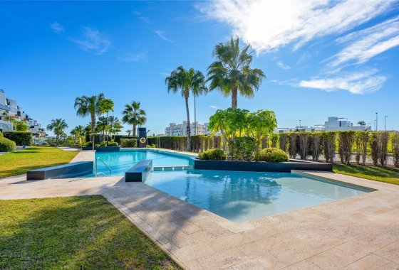 Resale - Apartment / flat - Villamartín
