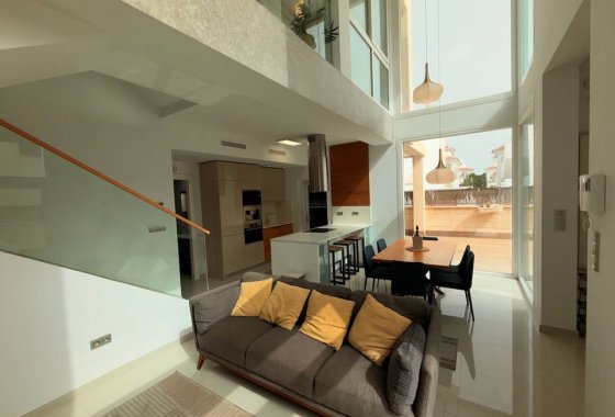 Reventa - Villa - Ciudad Quesada - Pueblo Bravo