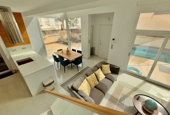 Reventa - Villa - Ciudad Quesada - Pueblo Bravo