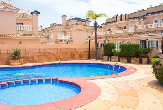 Reventa - Villa - Orihuela Costa - Los Dolses