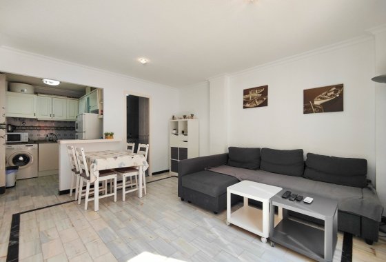 Reventa - Apartamento / piso - Torrevieja - La Mata