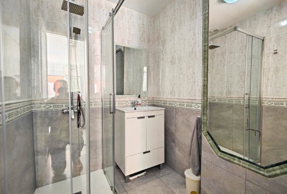 Reventa - Apartamento / piso - Torrevieja - La Mata