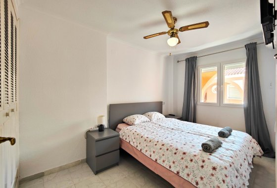 Reventa - Apartamento / piso - Torrevieja - La Mata
