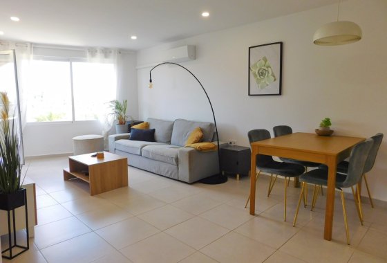 Återförsäljning - Lägenhet / lägenhet - Torrevieja