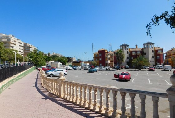 Återförsäljning - Lägenhet / lägenhet - Torrevieja