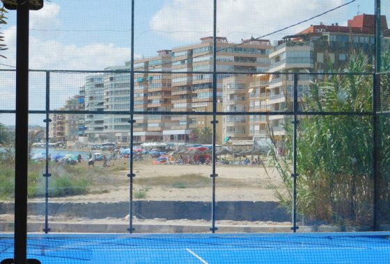 Återförsäljning - Lägenhet / lägenhet - Torrevieja