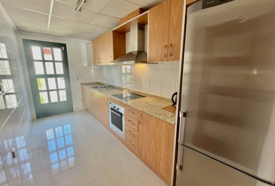Återförsäljning - Villa - Ciudad Quesada - Doña Pepa