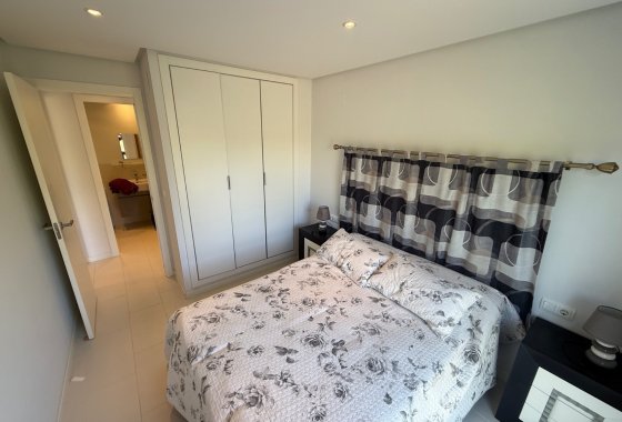 Resale - Apartment / flat - Orihuela Costa - Villamartín