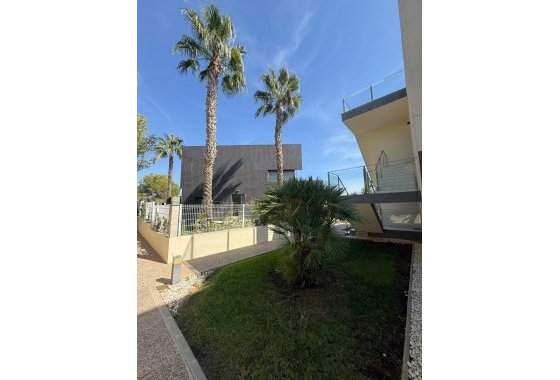 Resale - Apartment / flat - Orihuela Costa - Villamartín