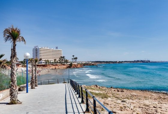 Resale - Apartment / flat - Orihuela Costa - Villamartín