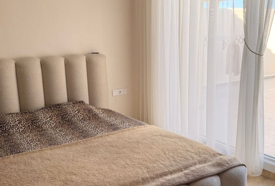 Resale - Apartment / flat - Orihuela Costa - Las Ramblas