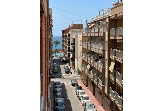 Reventa - Apartamento / piso - Torrevieja