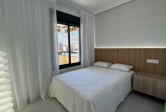 Återförsäljning - Lägenhet / lägenhet - Orihuela Costa - Lomas de Campoamor