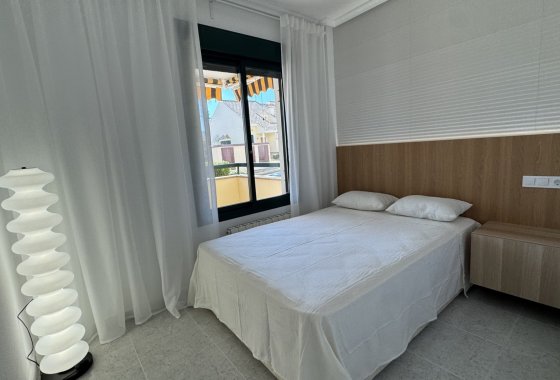 Återförsäljning - Lägenhet / lägenhet - Orihuela Costa - Lomas de Campoamor