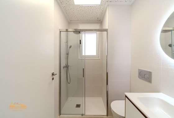 Reventa - Apartamento / piso - Torrevieja - Los Locos