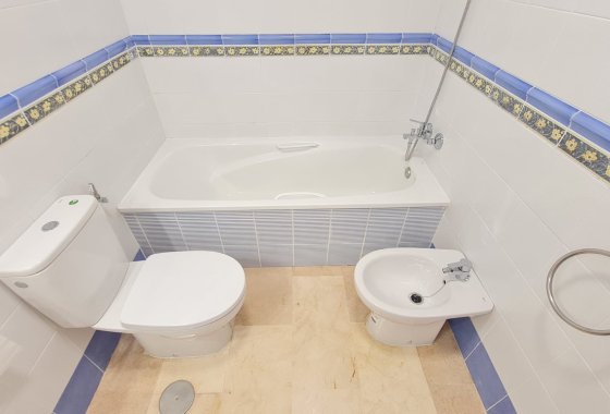 Resale - Townhouse - Villamartín - Los Dolses