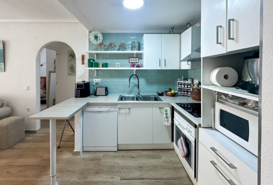 Resale - Apartment / flat - Torrevieja - Center