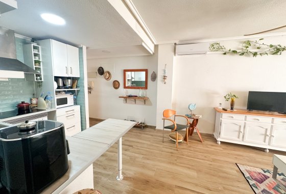 Resale - Apartment / flat - Torrevieja - Center