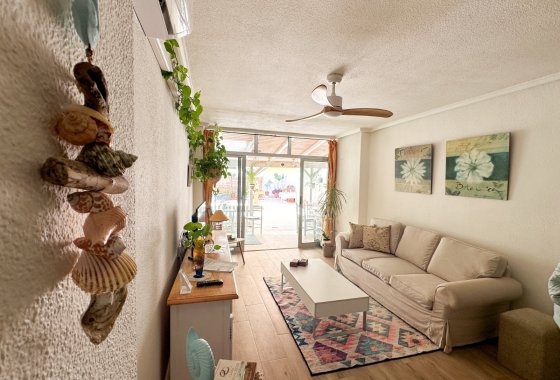 Resale - Apartment / flat - Torrevieja - Center