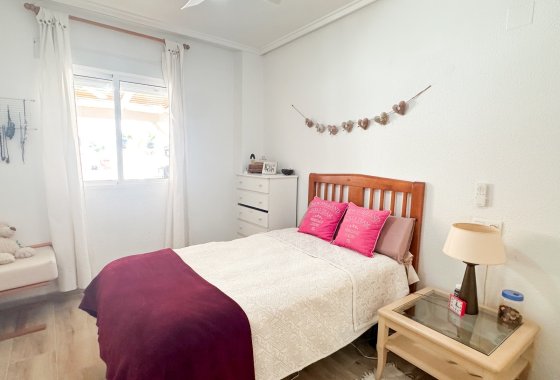 Resale - Apartment / flat - Torrevieja - Center