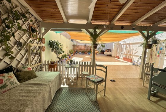 Resale - Apartment / flat - Torrevieja - Center