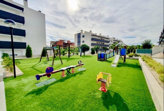 Reventa - Apartamento / piso - Orihuela Costa - Villamartín