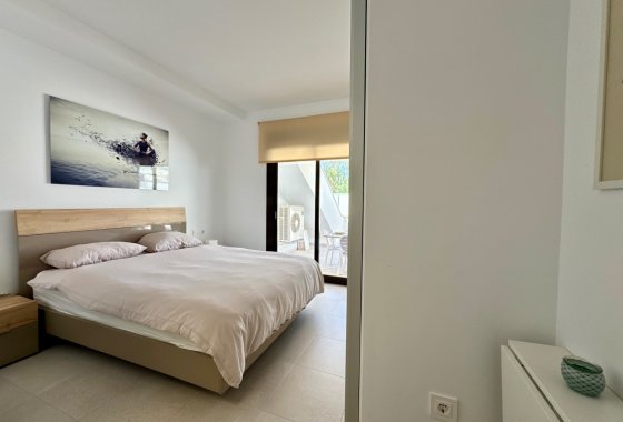 Reventa - Apartamento / piso - Pilar de la Horadada