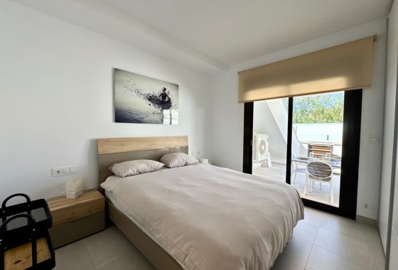 Reventa - Apartamento / piso - Pilar de la Horadada