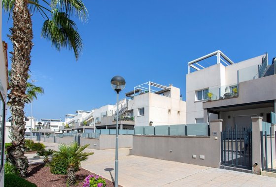 Reventa - Adosado - Torrevieja - Aguas Nuevas