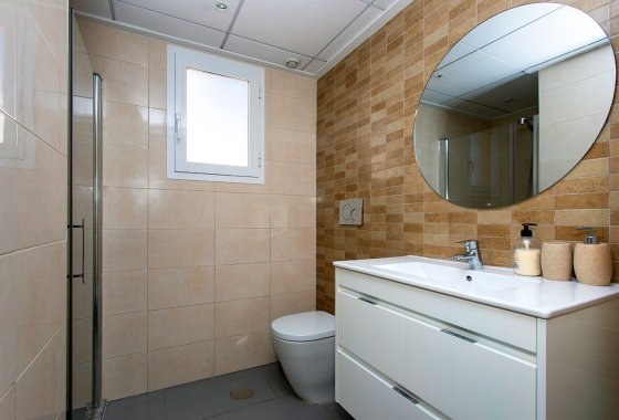 Reventa - Adosado - Torrevieja - Aguas Nuevas