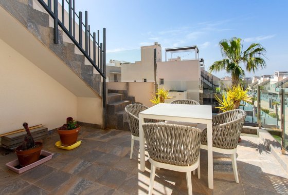 Reventa - Adosado - Torrevieja - Aguas Nuevas