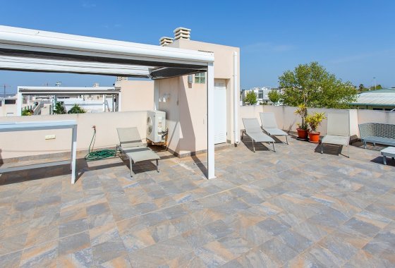 Reventa - Adosado - Torrevieja - Aguas Nuevas