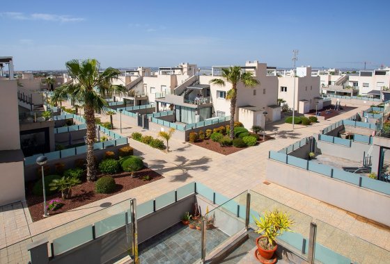 Reventa - Adosado - Torrevieja - Aguas Nuevas